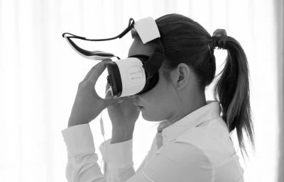 What are the 3 types of virtual reality