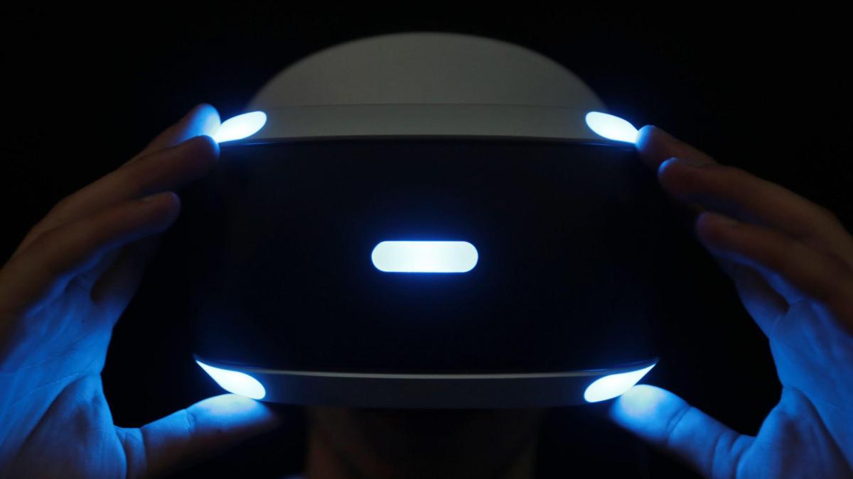 Why VR manufacturers now prefer to do things by halves
