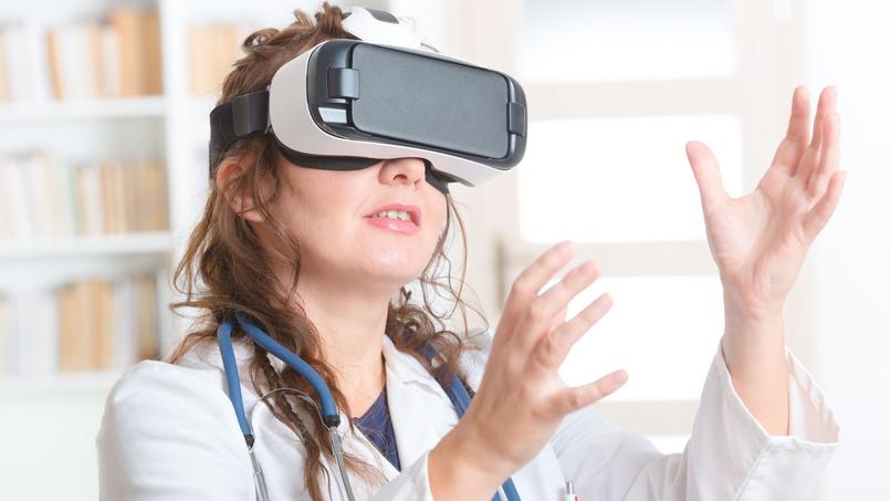 Virtual reality to help physicians better communicate with their patients 