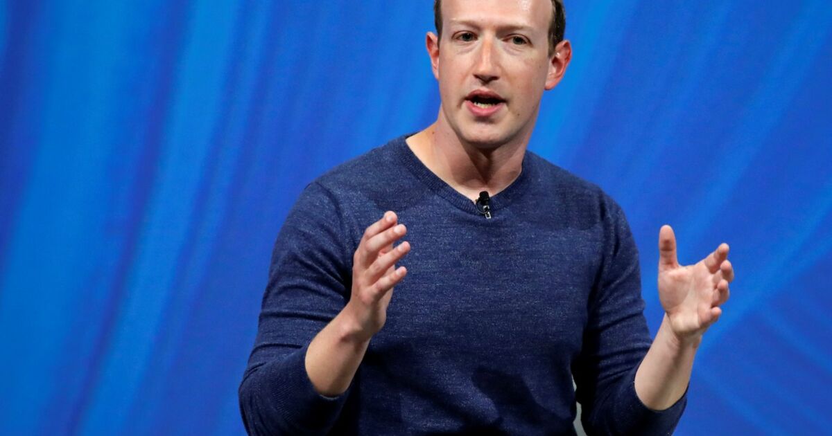 
    Mark Zuckerberg believes Facebook should not treat faked videos the same as 'fake news'
