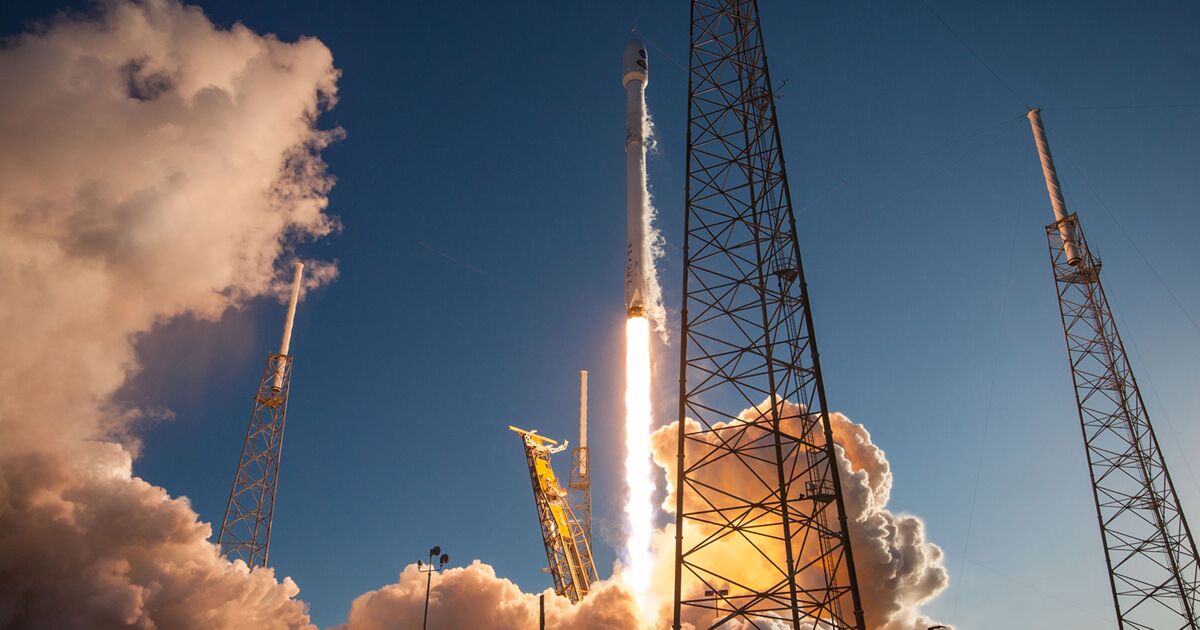
    SpaceX sent cargo to the International Space Station - this launch is peculiar for 2 reasons
