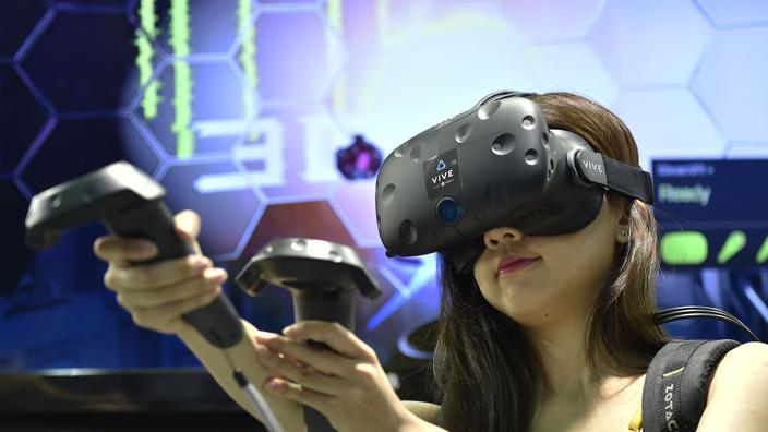 HTC may spin off its virtual reality business